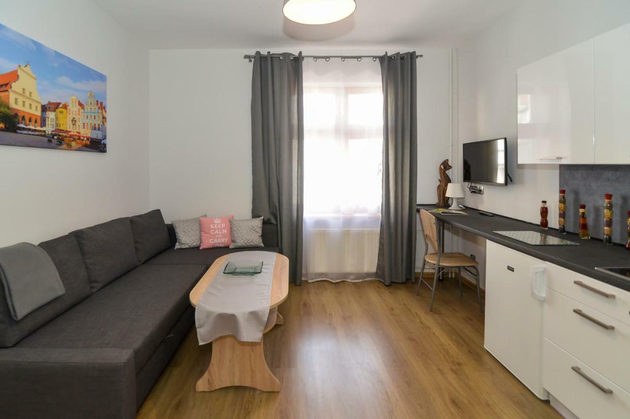 Old Town Apartment *